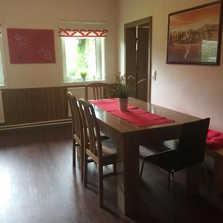 Strasswirt 펜션 제니그